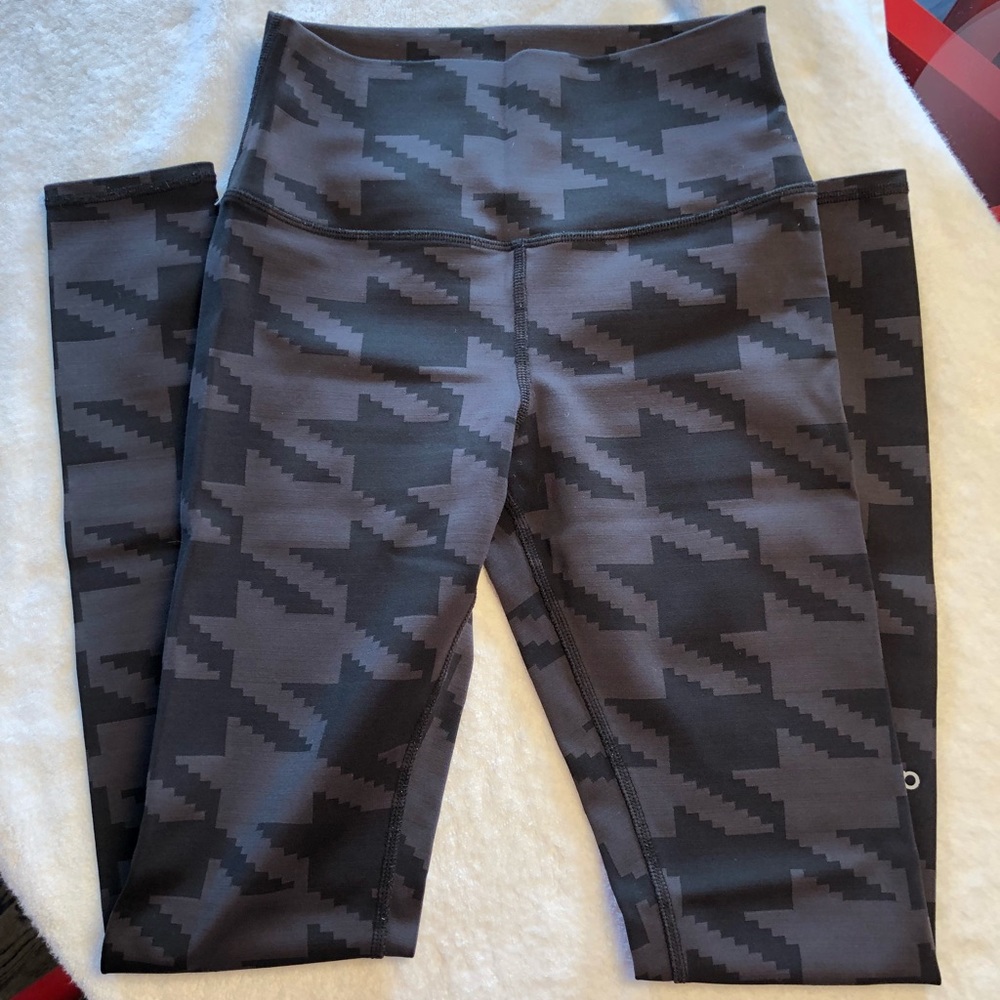 All Yoga High Waist Houndtooth Leggings